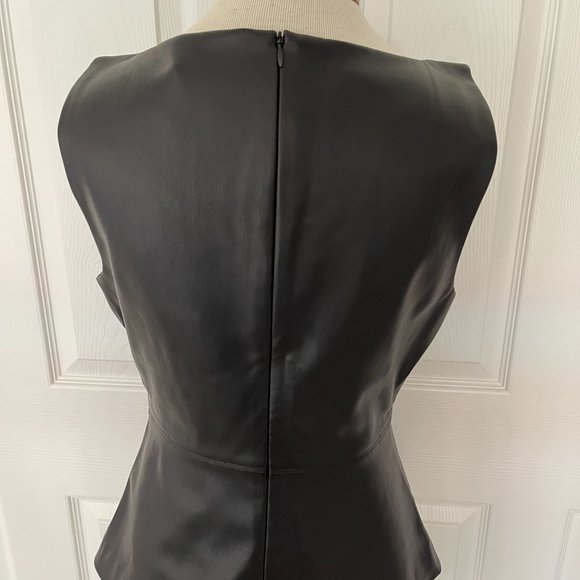 NWT Theory Bedford Faux Leather Shell ~ Black ~ Size M - Picture 3 of 4